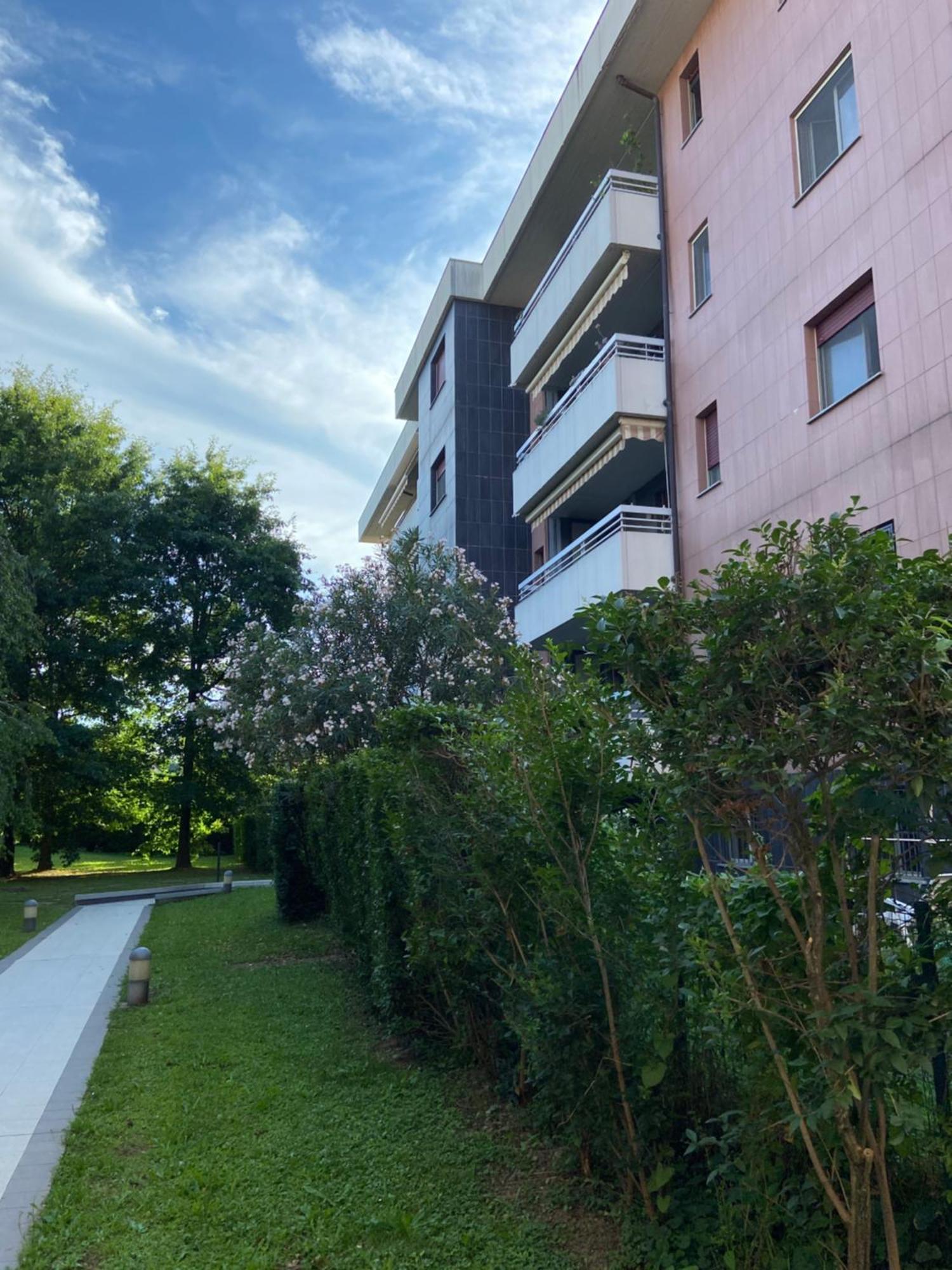 Casa Rino- Rho Fiera Lägenhet Exteriör bild